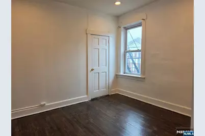 283 Paterson Avenue 2 #2, East Rutherford, NJ 07073 - Photo 11