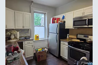 283 Paterson Avenue 2 #2, East Rutherford, NJ 07073 - Photo 9