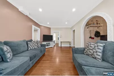 22 Norwood Street, Haledon, NJ 07508 - Photo 5