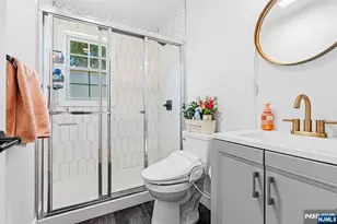 65 Woodward St, Saddle Brook Township, NJ 07663 - Photo 21