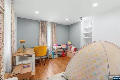 65 Woodward Street, Saddle Brook Township, NJ 07663 - Photo 7