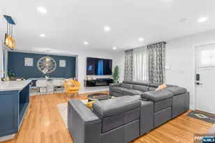 65 Woodward St, Saddle Brook Township, NJ 07663 - Photo 9