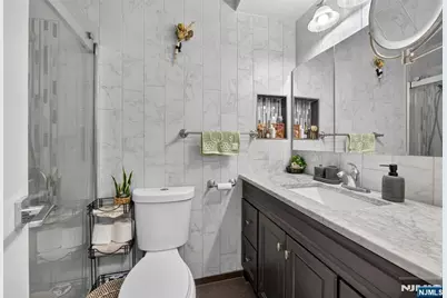 300 Winston L22 #L22, Cliffside Park, NJ 07010 - Photo 21