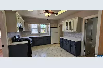 780 6th Street 1 #1, Secaucus, NJ 07094 - Photo 7