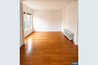 544 Linden Avenue 1 #1, Teaneck Township, NJ 07666 - Photo 7
