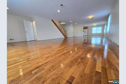 598 Broad Street, Carlstadt, NJ 07072 - Photo 3