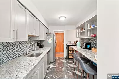 208 Anderson Street N6B #N6B, Hackensack, NJ 07601 - Photo 3