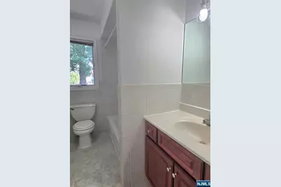 272 Highland Avenue A #A, Palisades Park, NJ 07650 - Photo 13