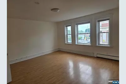 502 Broad Avenue, Ridgefield, NJ 07657 - Photo 3