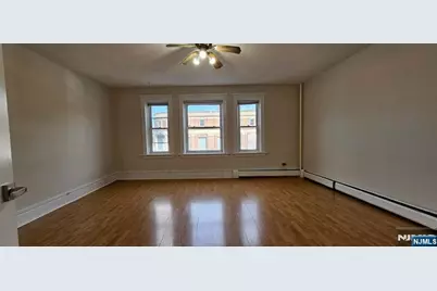 502 Broad Avenue, Ridgefield, NJ 07657 - Photo 3