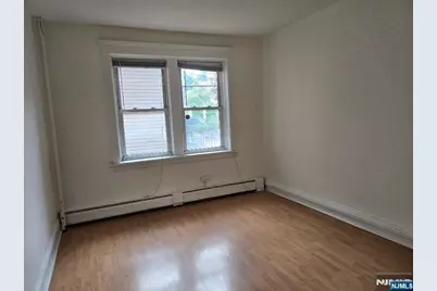 502 Broad Avenue, Ridgefield, NJ 07657 - Photo 7