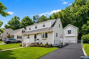 18 Farmingdale Ave, Bloomfield, NJ 07003 - Photo 3