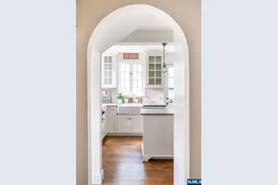 285 Linden Avenue, Glen Ridge, NJ 07028 - Photo 17