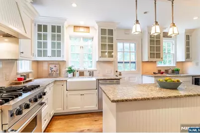 285 Linden Avenue, Glen Ridge, NJ 07028 - Photo 21