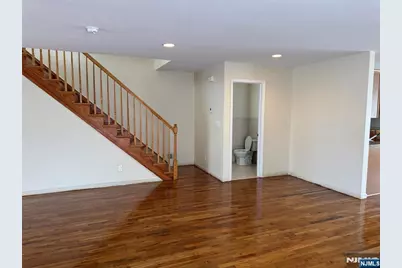 598 Broad Street, Carlstadt, NJ 07072 - Photo 9