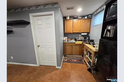 598 Broad Street, Carlstadt, NJ 07072 - Photo 27
