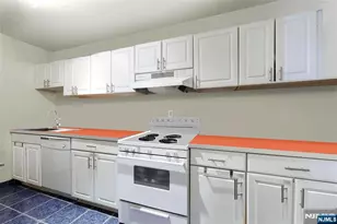 6040 Blvd East 29N, West New York, NJ 07093 - Photo 3
