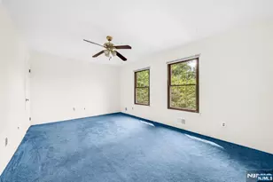 25 Driscoll Ct, North Brunswick Township, NJ 08902 - Photo 17