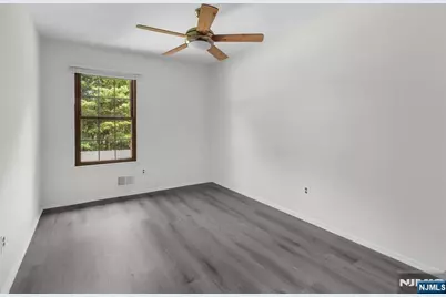25 Driscoll Court, North Brunswick Township, NJ 08902 - Photo 13