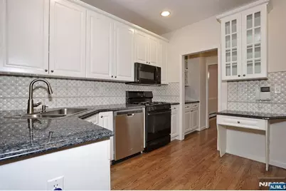 136 Winding Creek, Old Tappan, NJ 07675 - Photo 17