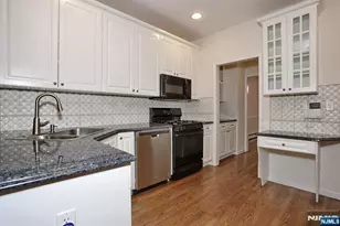 136 Winding Creek, Old Tappan, NJ 07675 - Photo 17