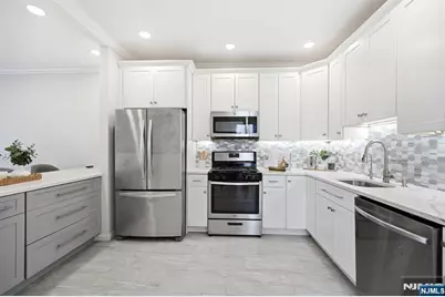 419 Hartford Drive 4020 #4020, Nutley, NJ 07110 - Photo 7