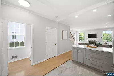 419 Hartford Drive 4020 #4020, Nutley, NJ 07110 - Photo 11