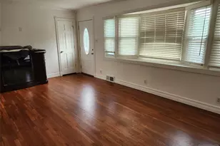 561 Green Valley Rd, Paramus, NJ 07652 - Photo 9