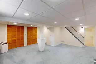 41 Circle Dr, Paramus, NJ 07652 - Photo 27