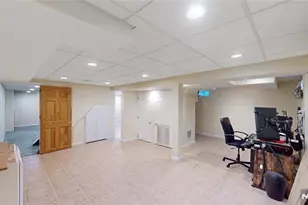 41 Circle Dr, Paramus, NJ 07652 - Photo 25
