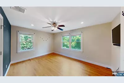 41 Circle Drive, Paramus, NJ 07652 - Photo 23