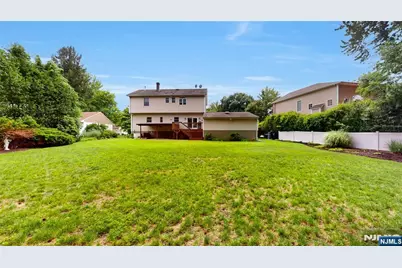 41 Circle Drive, Paramus, NJ 07652 - Photo 33
