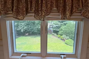 41 Circle Dr, Paramus, NJ 07652 - Photo 17