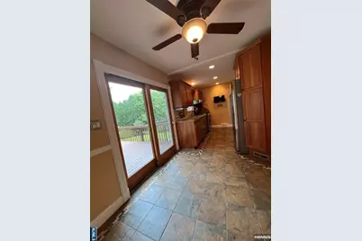 41 Circle Drive, Paramus, NJ 07652 - Photo 9