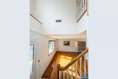 41 Circle Drive, Paramus, NJ 07652 - Photo 3