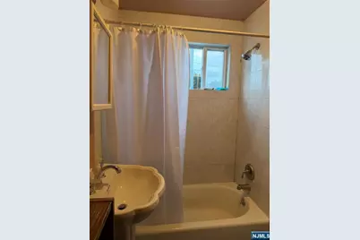 106 Carlton Avenue, East Rutherford, NJ 07073 - Photo 25