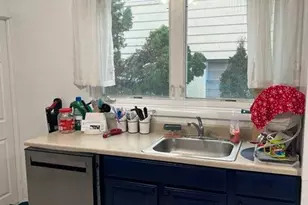 127 E Brinkerhoff Ave, Palisades Park, NJ 07650 - Photo 5