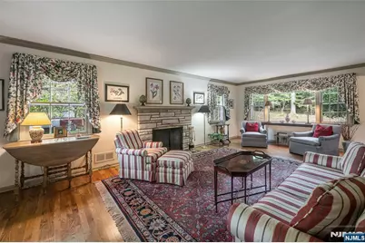 570 Bennington Terrace, Ridgewood, NJ 07450 - Photo 7