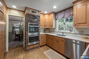 570 Bennington Terrace, Ridgewood, NJ 07450 - Photo 13
