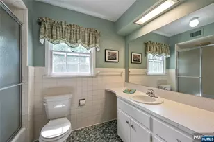 570 Bennington Terrace, Ridgewood, NJ 07450 - Photo 29