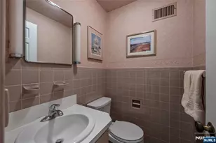 570 Bennington Terrace, Ridgewood, NJ 07450 - Photo 21