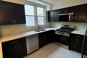 233 68th St, Guttenberg, NJ 07093 - Photo 5