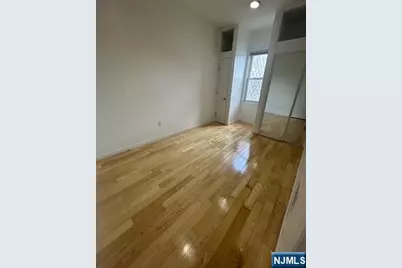 233 68th Street, Guttenberg, NJ 07093 - Photo 25