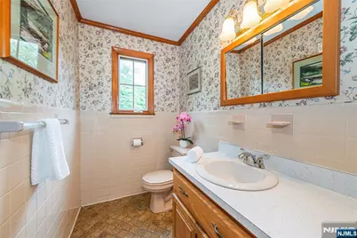 715 Terrace Heights, Wyckoff Township, NJ 07481 - Photo 15