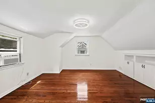 53 Oneida Ave, Dumont, NJ 07628 - Photo 9