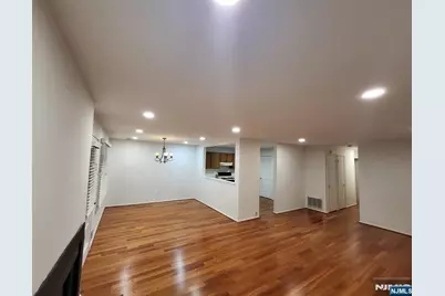 29 Timber Drive 68 #68, Clifton, NJ 07014 - Photo 7