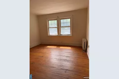 110 Romaine Place, Leonia, NJ 07605 - Photo 11