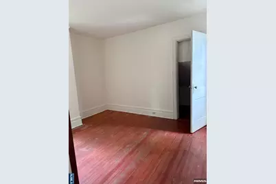 110 Romaine Place, Leonia, NJ 07605 - Photo 13
