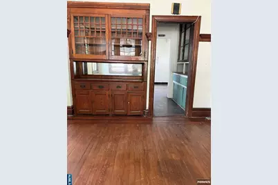 110 Romaine Place, Leonia, NJ 07605 - Photo 5
