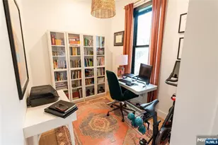 20 Westervelt Pl 2, Jersey City, NJ 07304 - Photo 15
